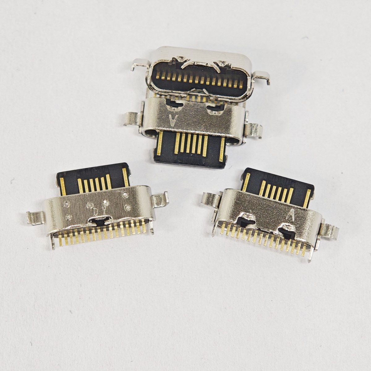 10-50Pcs For Motorola Moto G34 - огляд і ціна Controller Charging Dock